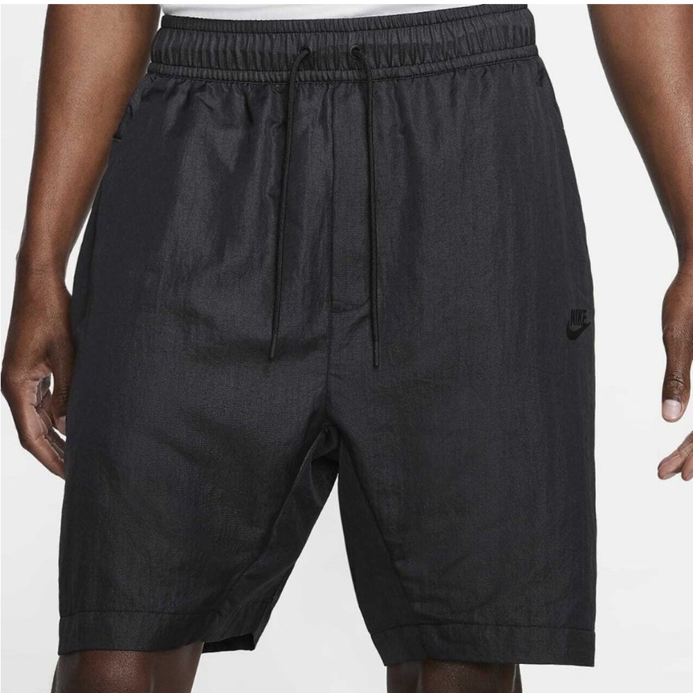 Nike woven basketball shorts